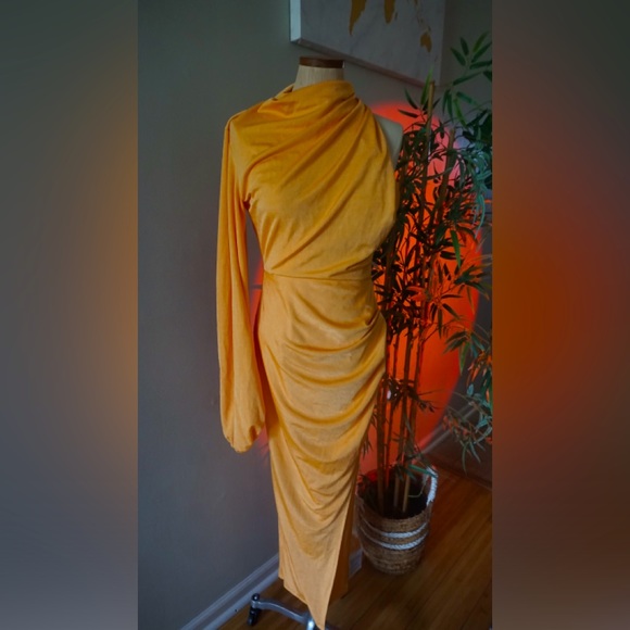 COPY - ASOS DESIGN YELLOW DRESS NEW - Picture 2 of 10